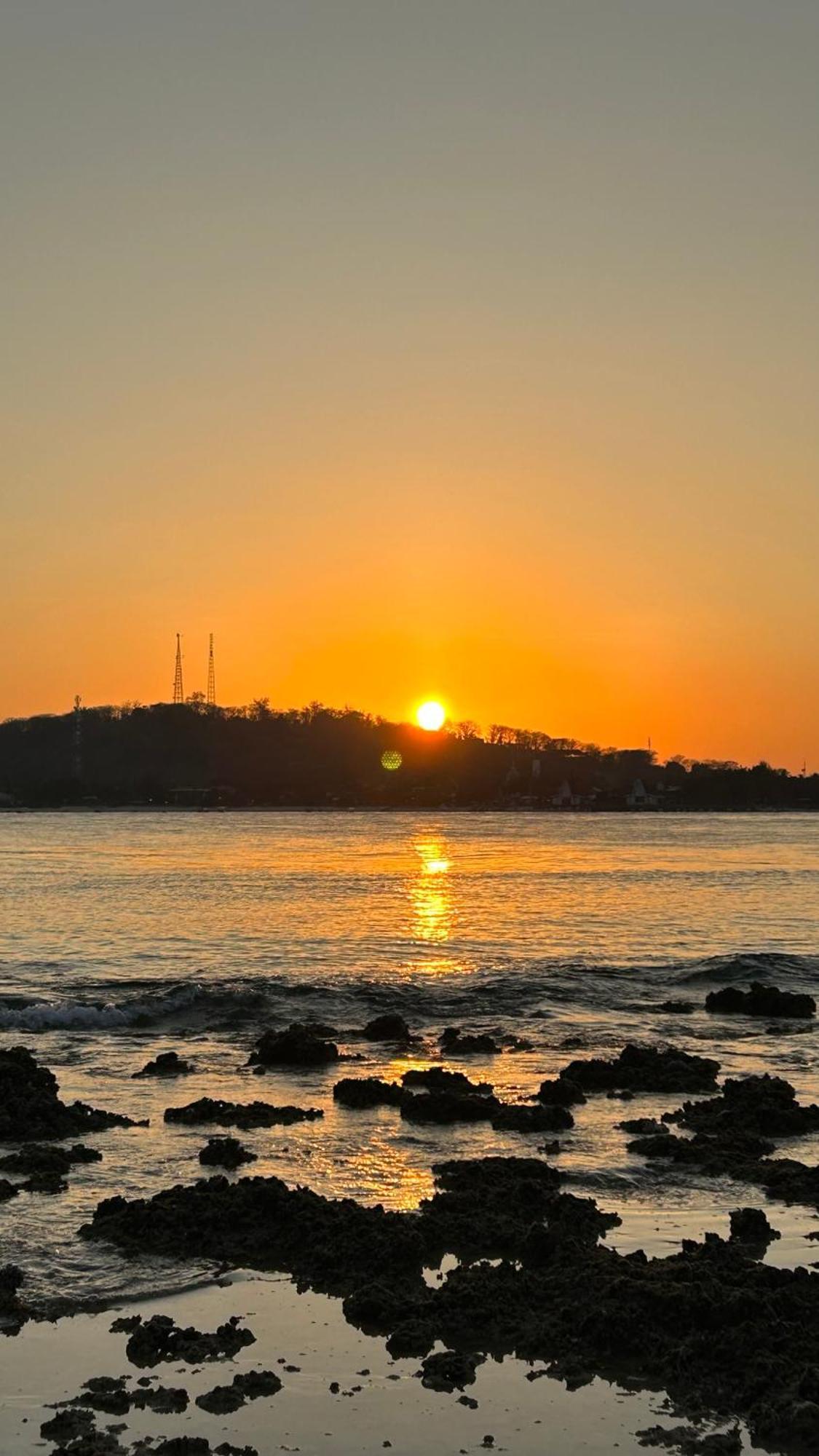 Meno Suites Gili Meno Dış mekan fotoğraf