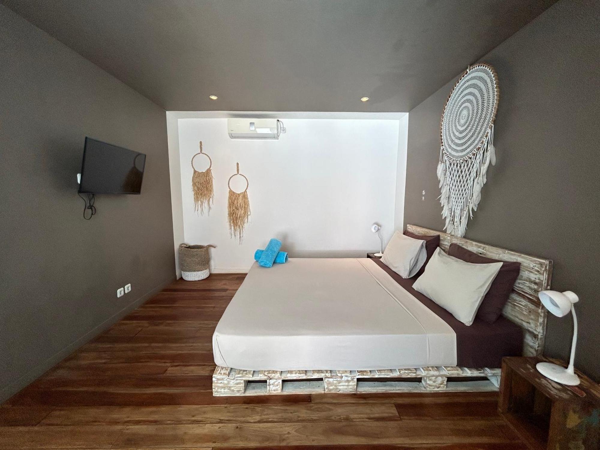 Meno Suites Gili Meno Dış mekan fotoğraf